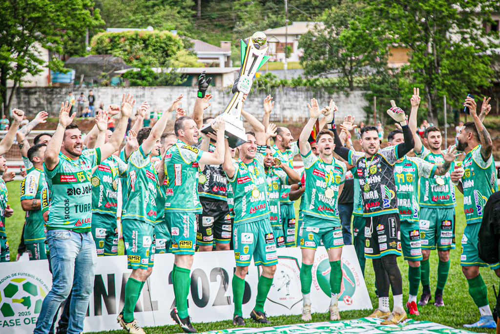 Ouro Verde bate o Aliança nos pênaltis e conquista o título