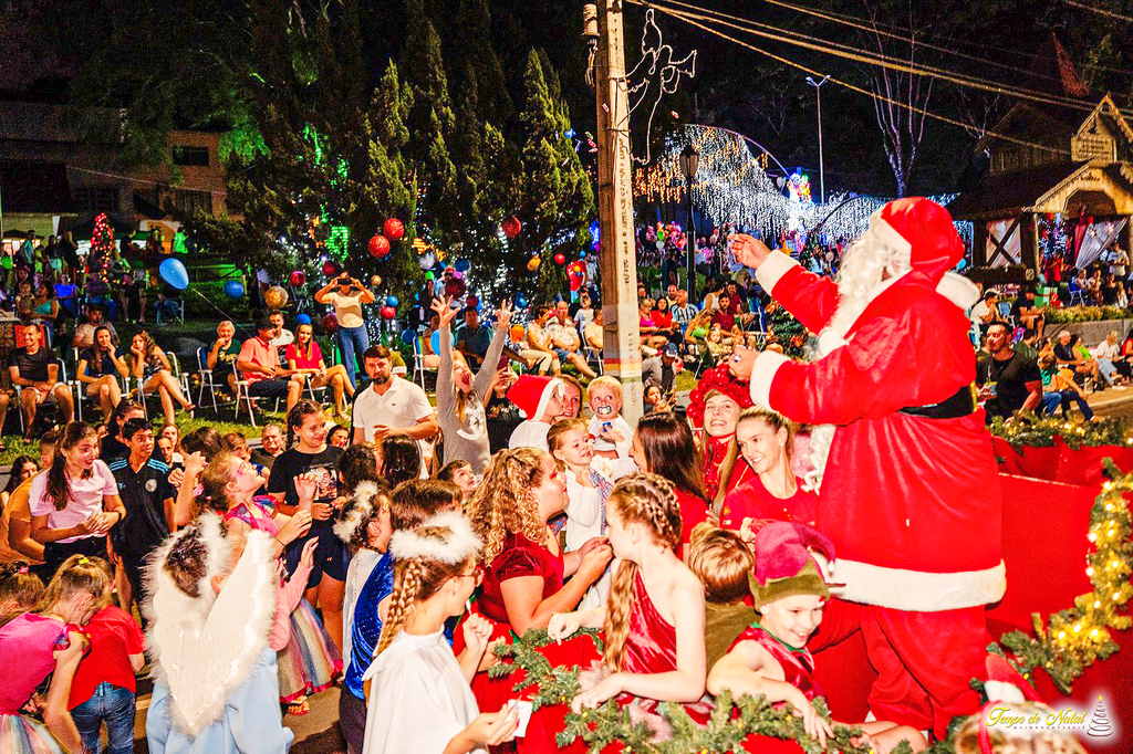 São João do Oeste vai iniciar eventos que celebram a magia do natal